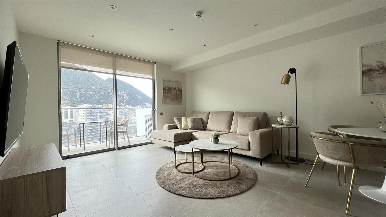 2 Bed Apartment