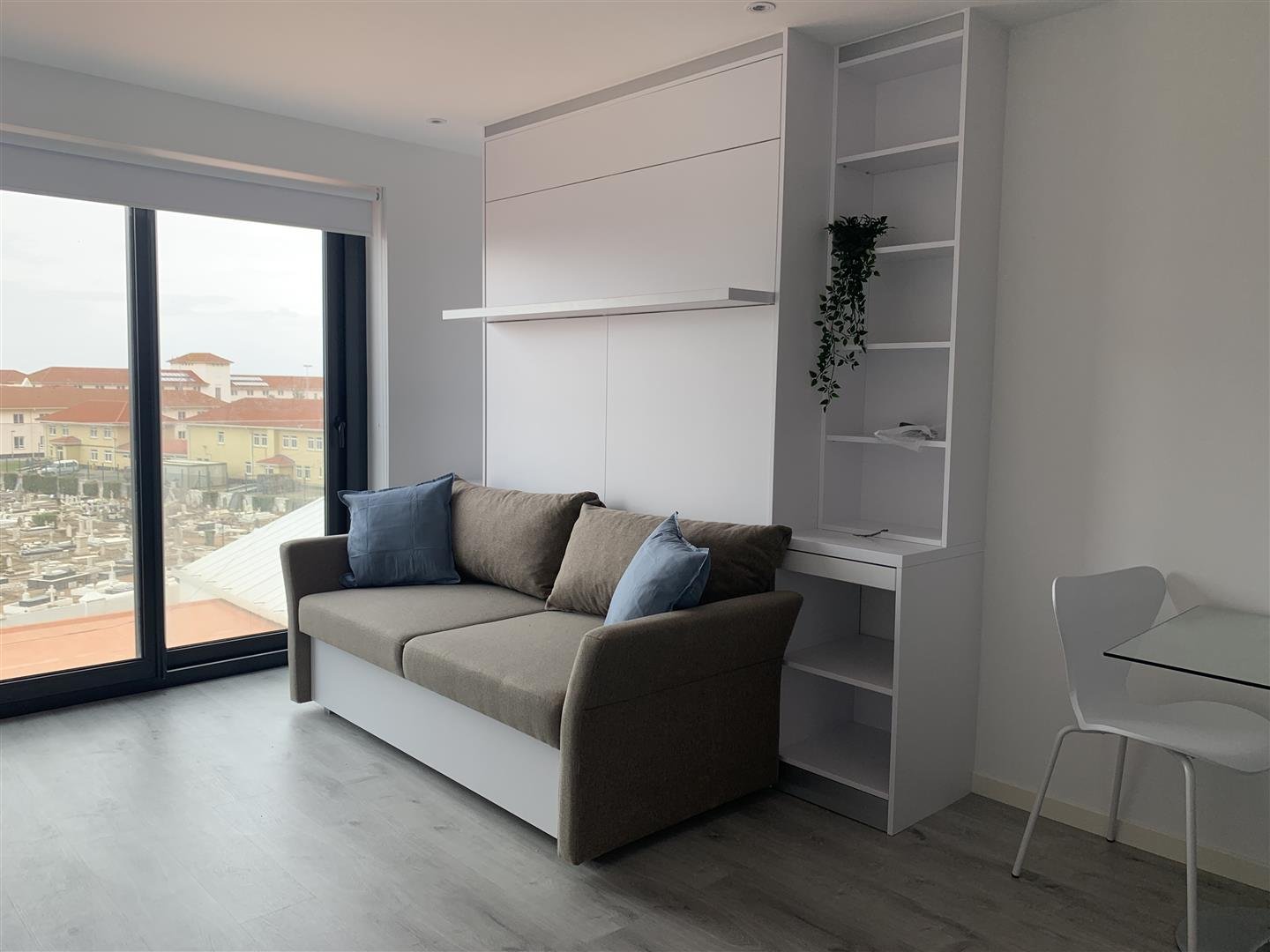 Studio Apartment