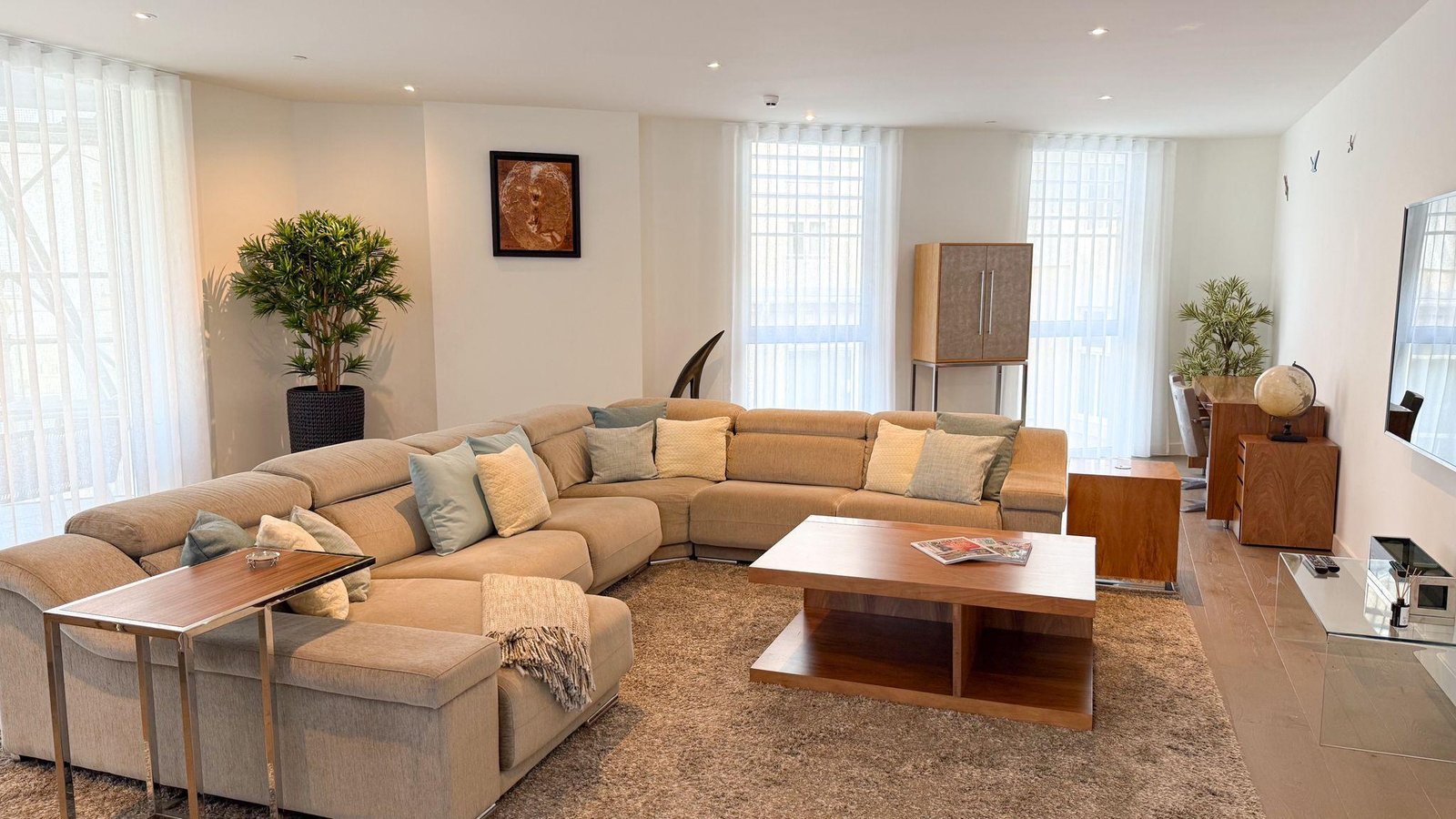 5 Bed Apartment