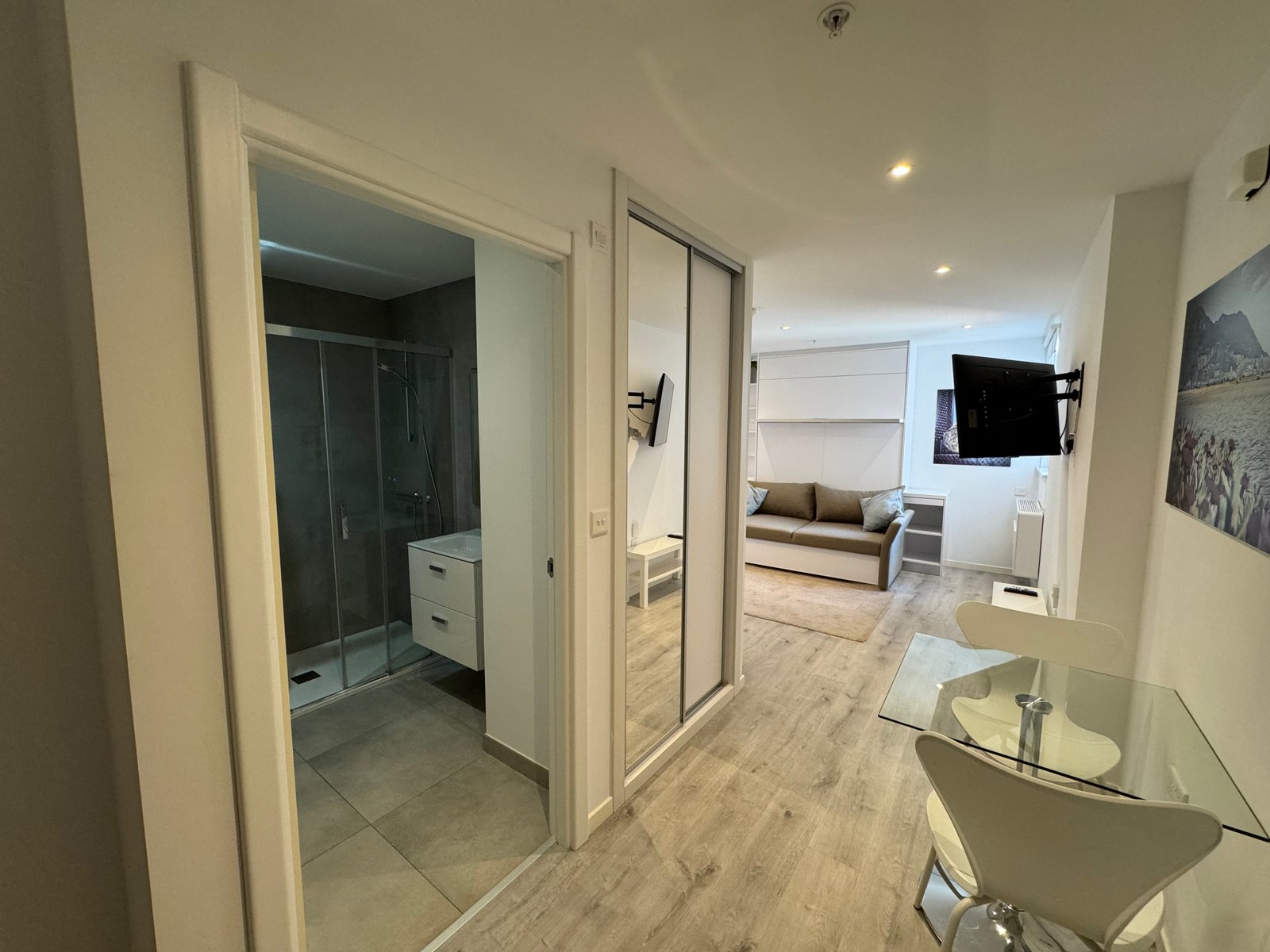 Studio Apartment
